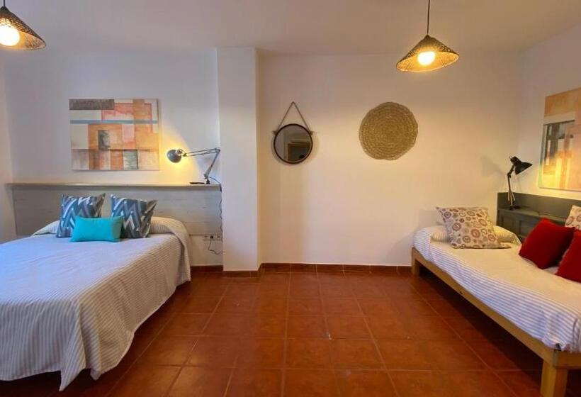 تختخواب و صبحانه Hostel Plaza Mayor Corredera