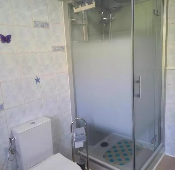 Aamiaismajoitus (B&B) Villa Goxoki Avec Piscine Saint Jean Pied De Port