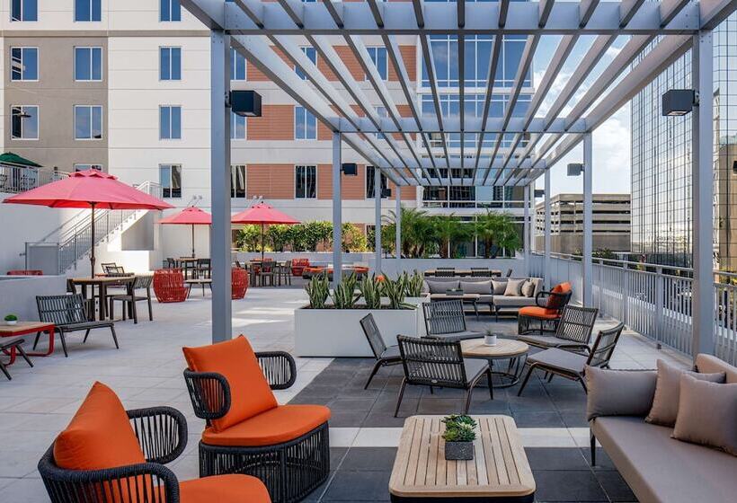 בית מלון כפרי Hyatt House Tampa Downtown