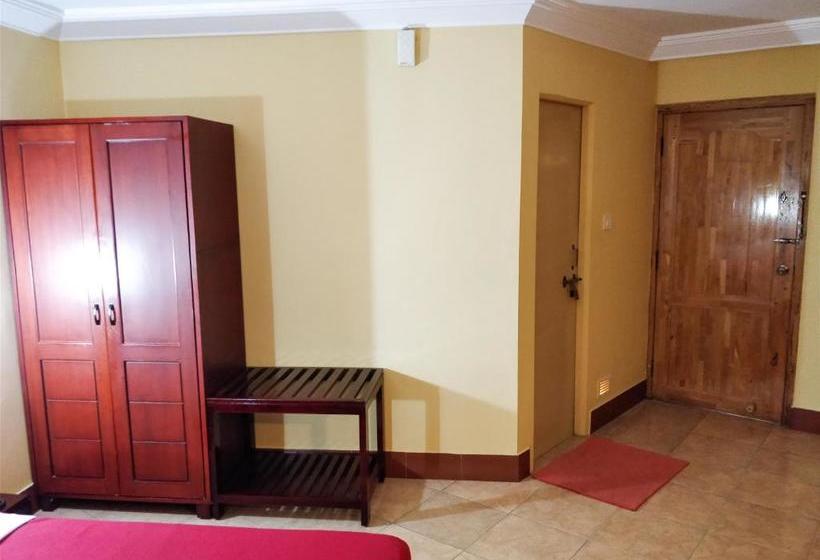 فندق Kavitha Residency