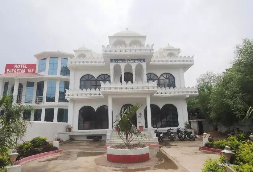 ホテル Khajuraho Inn
