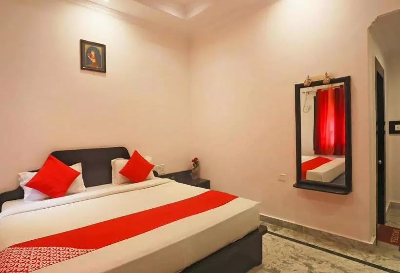 ホテル Khajuraho Inn