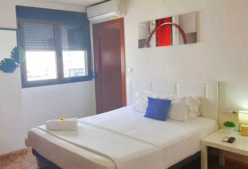 ホテル M5 Valencia Aeropuerto