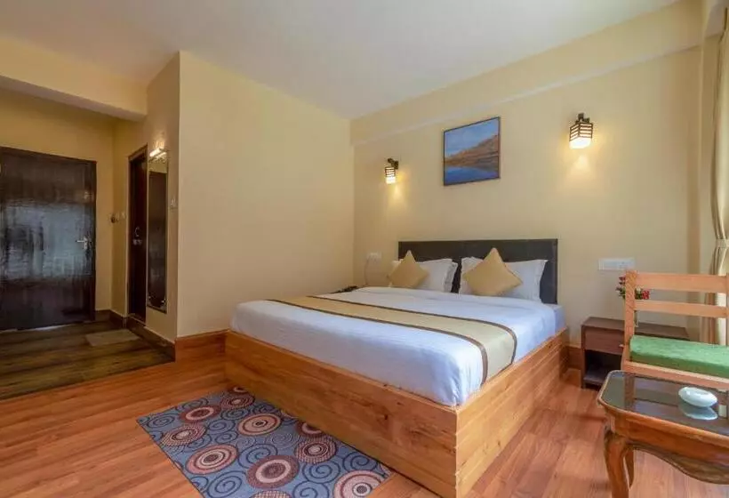 Hotelli Magellan's The Golden Bridge