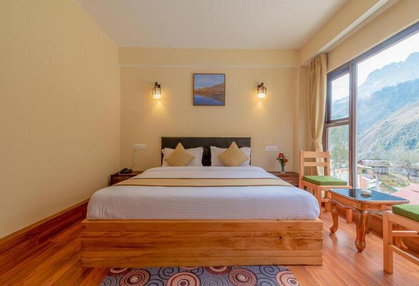 בית מלון כפרי Magellan's The Golden Bridge