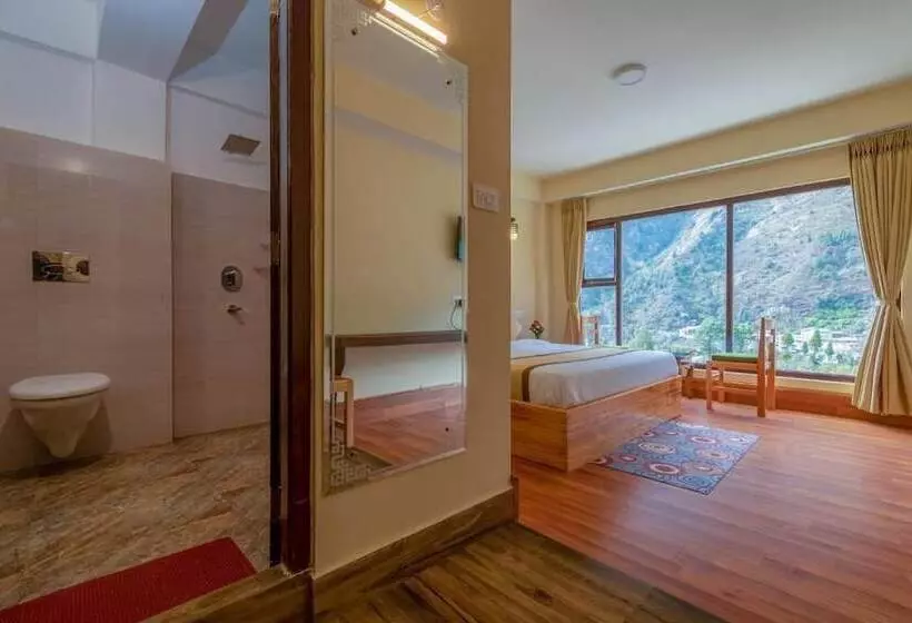 Hotelli Magellan's The Golden Bridge