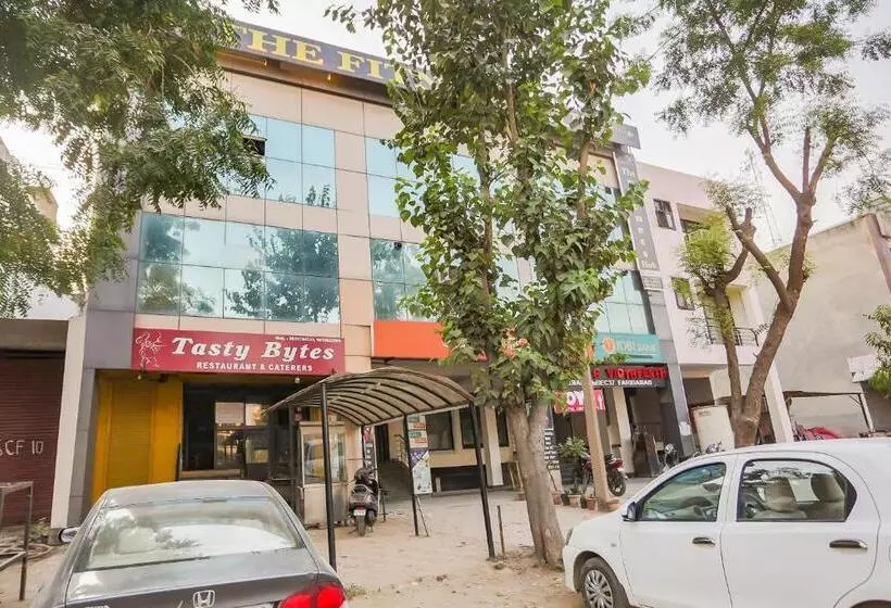 Super Hotel O Orchid Inn