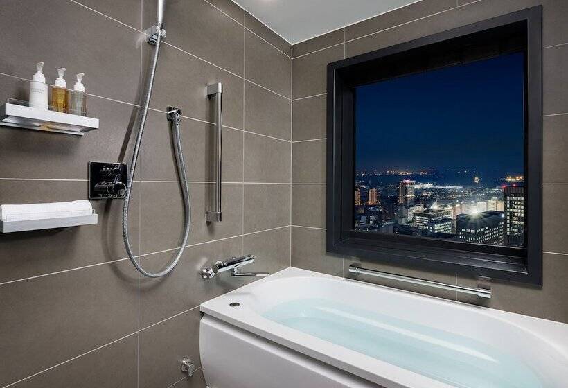 Otel Remm Plus Kobe Sannomiya