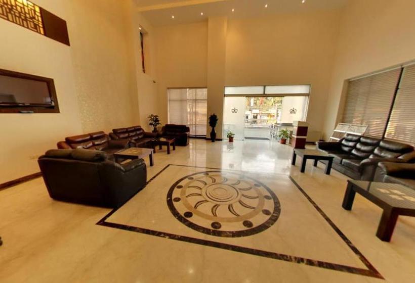 Отель Royale Ambience