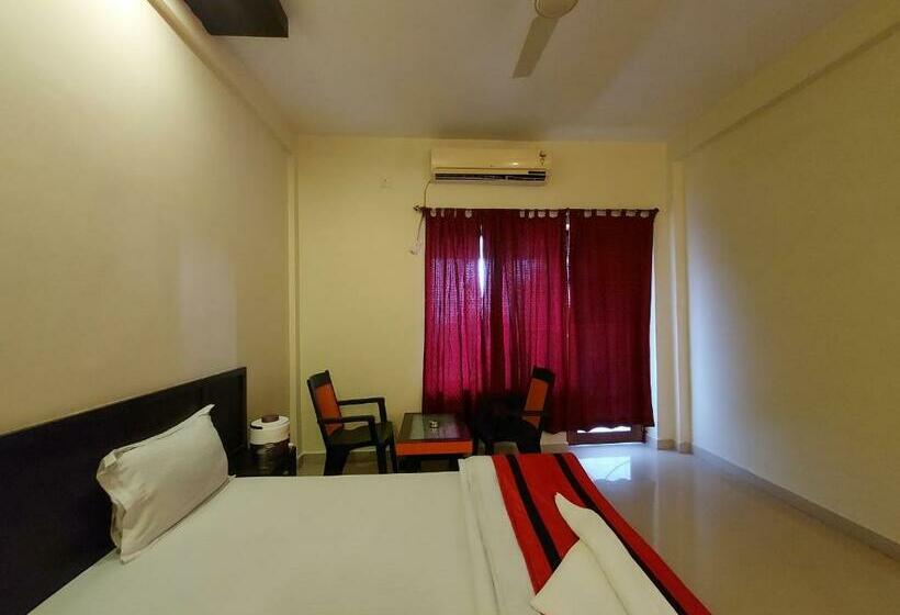 Hotel Shinjini Beach Resort