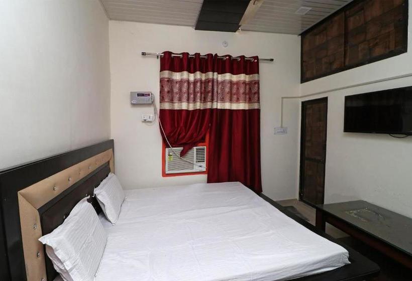 Hotel Spot On 37270 Apna Niwas