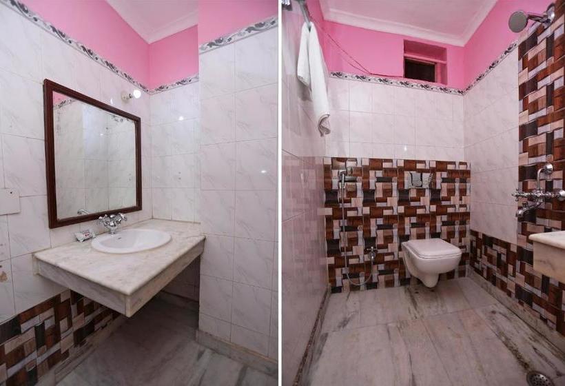 Hotel Spot On 37270 Apna Niwas