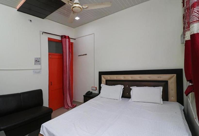 Hotel Spot On 37270 Apna Niwas