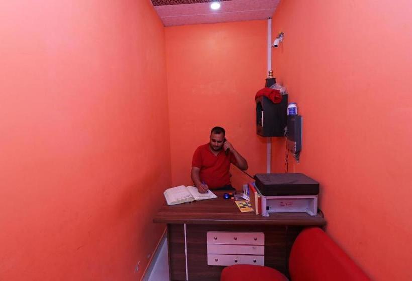 Hotel Spot On 37270 Apna Niwas