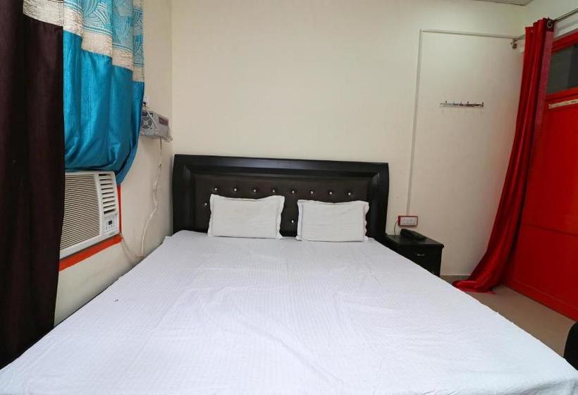 Hotel Spot On 37270 Apna Niwas