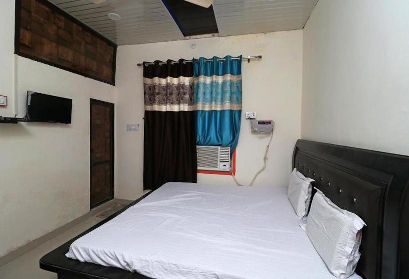 Hotel Spot On 37270 Apna Niwas