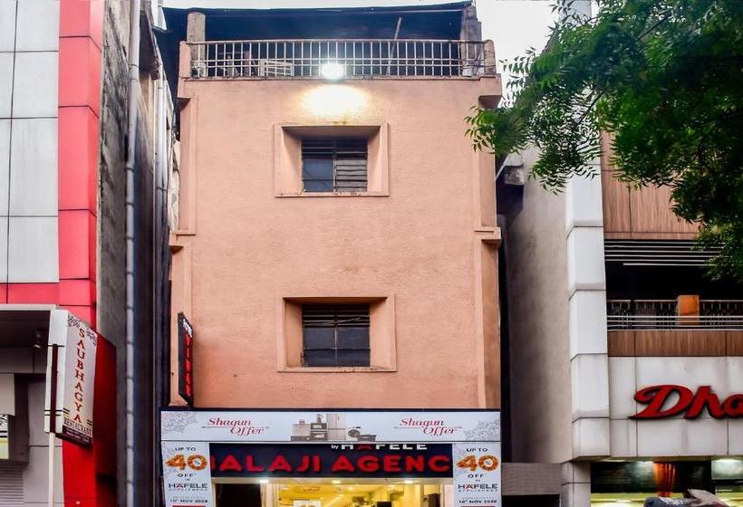 Отель Spot On 68497 Vinar