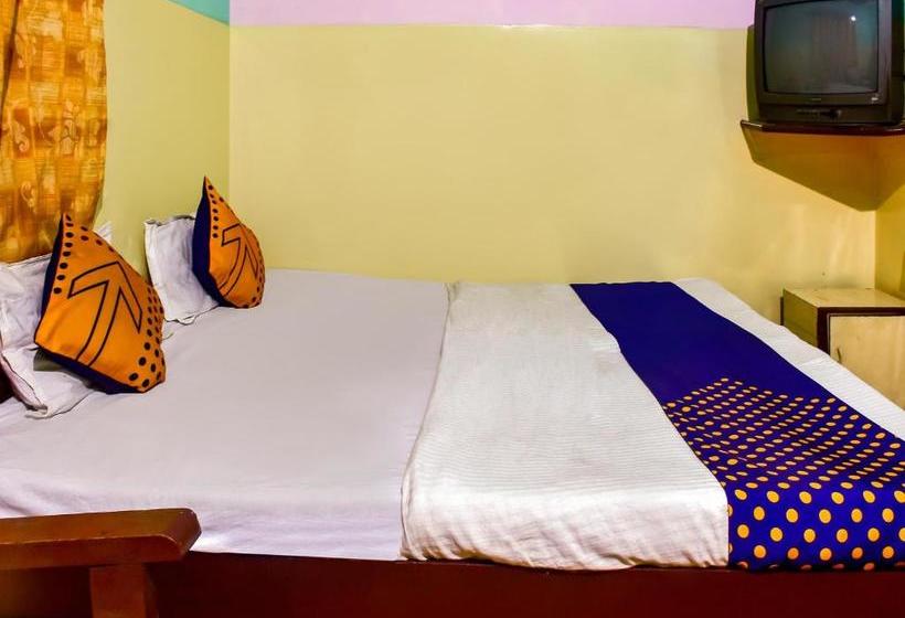 Отель Spot On 68497 Vinar