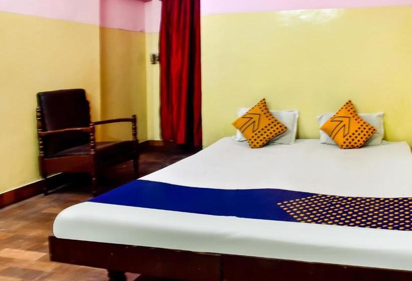 Отель Spot On 68497 Vinar