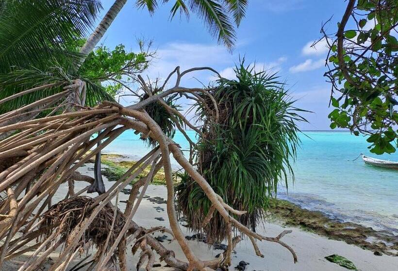 هتل Summer Sky Thoddoo