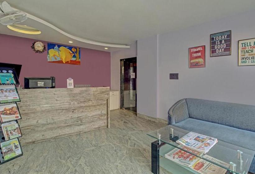 בית מלון כפרי Treebo Trend Aspiring Inn Kolkata