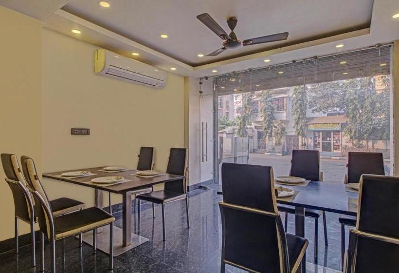 בית מלון כפרי Treebo Trend Aspiring Inn Kolkata