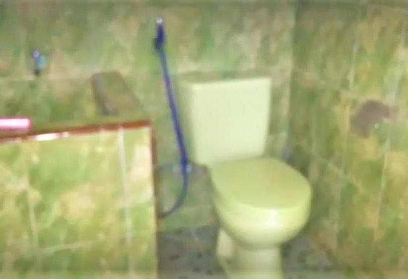 Hotelli Villa Honey Robert