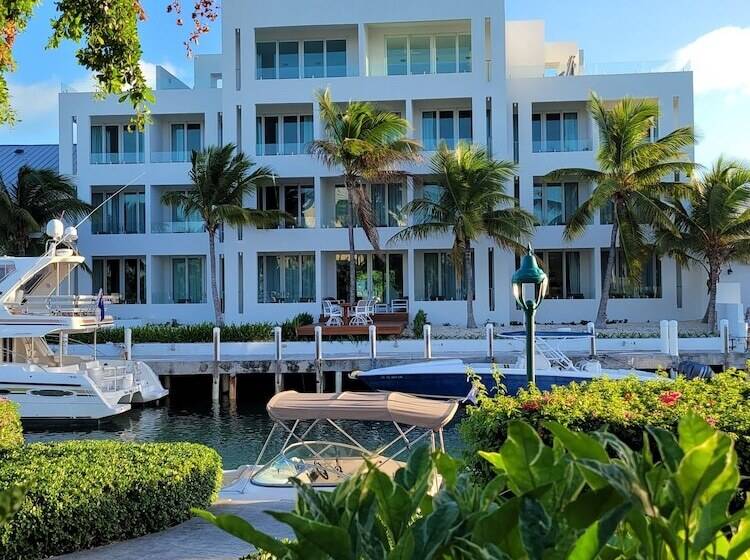 هتل Zenza Boutique