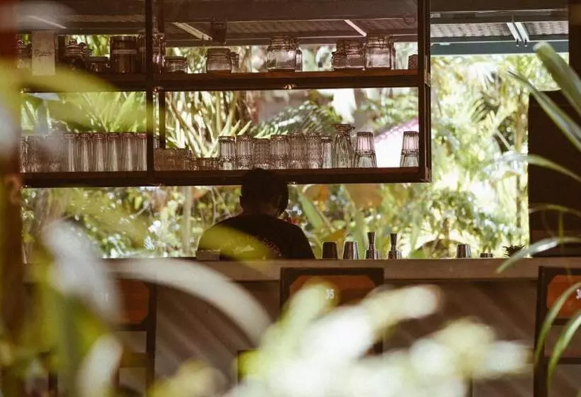 Majatalo Dots Bay House