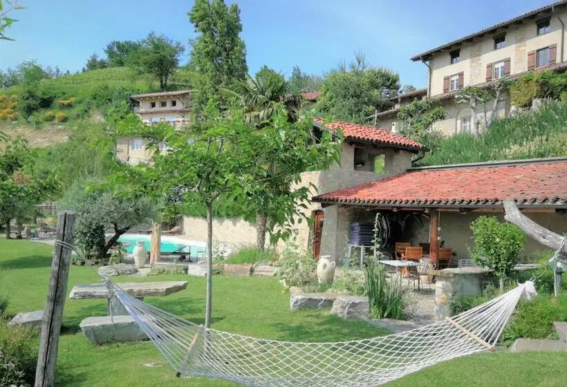 Aamiaismajoitus (B&B) Agriturismo Sondrea