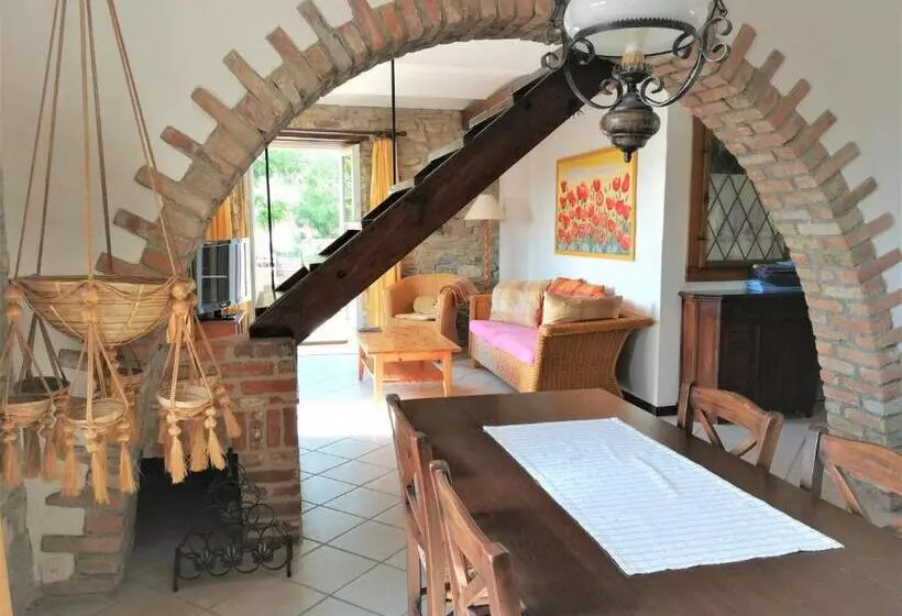 Aamiaismajoitus (B&B) Agriturismo Sondrea
