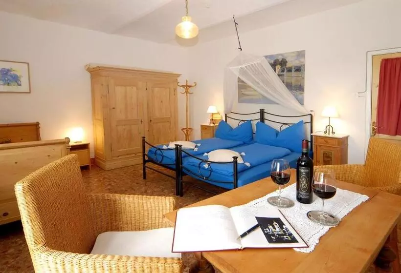 Aamiaismajoitus (B&B) Agriturismo Sondrea