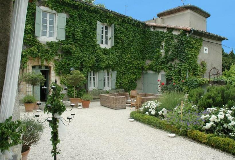 צימר Chateau De Fontblachère