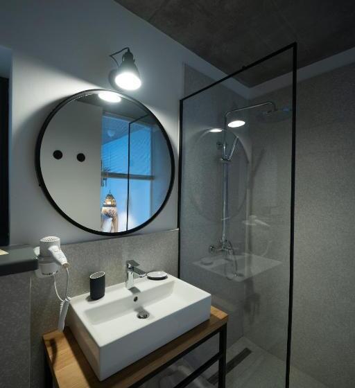 تختخواب و صبحانه The Pines Boutique Villa Vama Veche