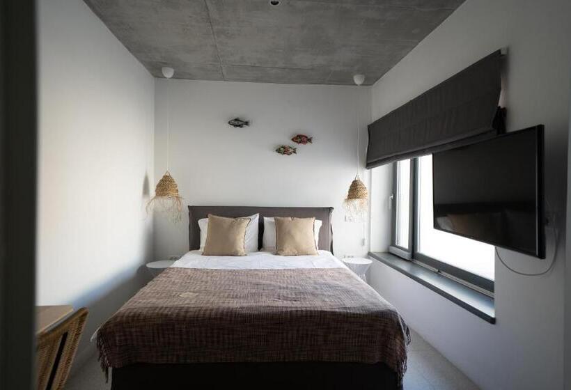 تختخواب و صبحانه The Pines Boutique Villa Vama Veche