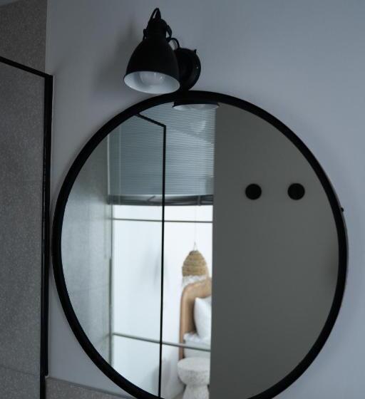 تختخواب و صبحانه The Pines Boutique Villa Vama Veche