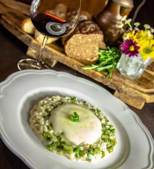 هتل Petit Dahu   Chambres Et Restaurant