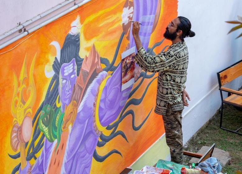 Live Free Hostel Varanasi