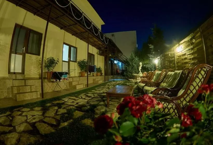ペンション Casa Rustica