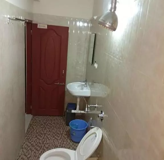 Pensió Indraprasth Palolem Hill