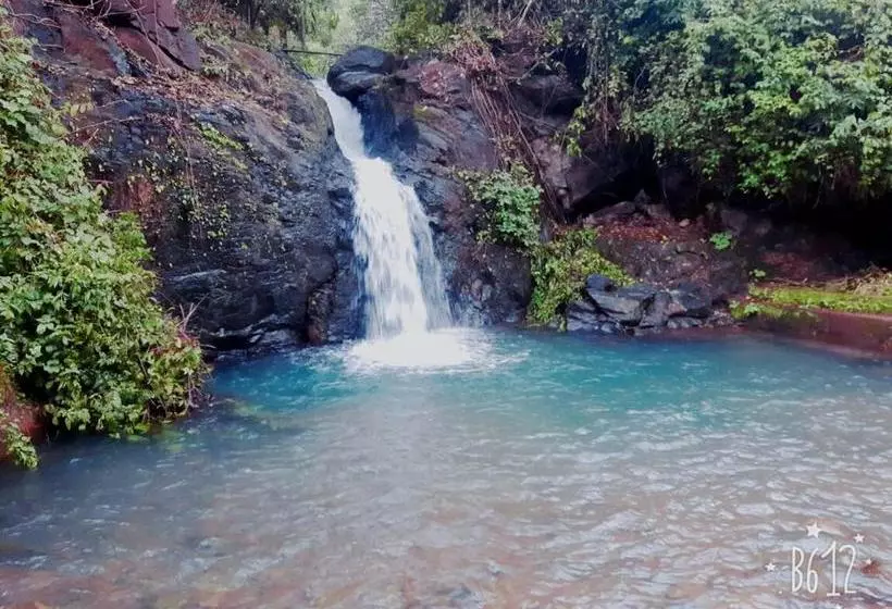 Pensió Indraprasth Palolem Hill