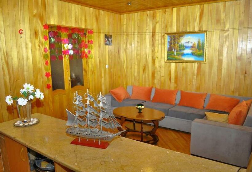 پانسیون Sofia Guest House