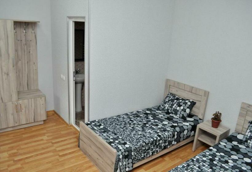 پانسیون Sofia Guest House