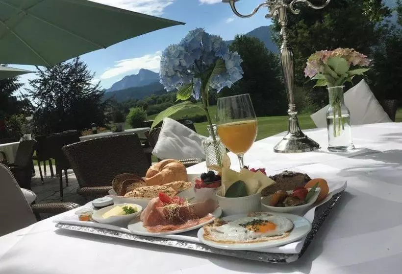 ペンション Suiten Schloss Finkenstein