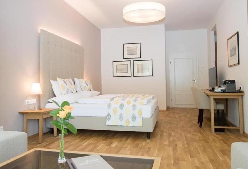 펜션 Suiten Schloss Finkenstein