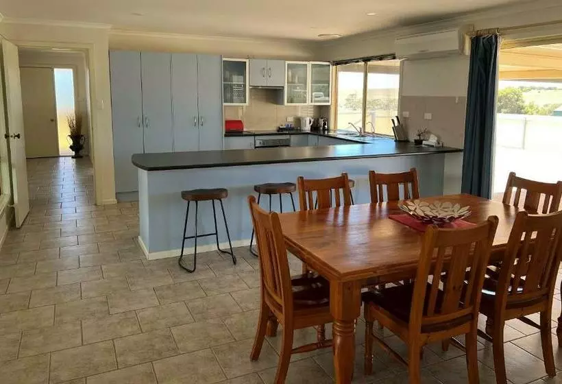 Streaky Bay Motel And Villas