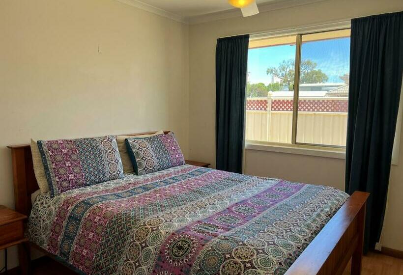 Streaky Bay Motel And Villas