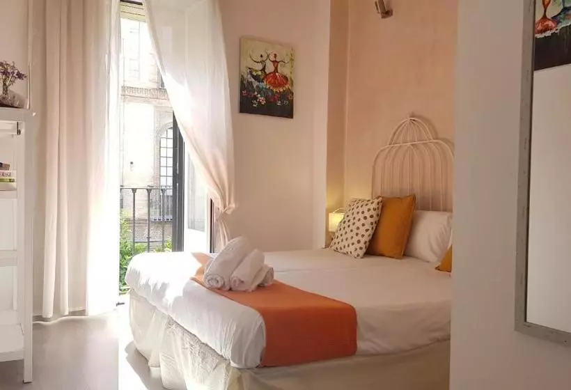 هاستل Isa Sevilla Suites
