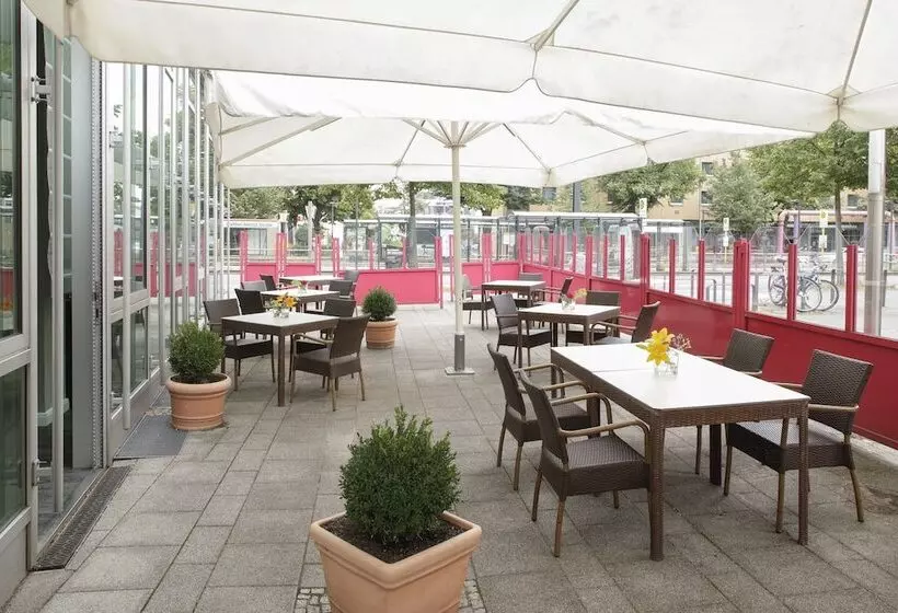 Airporthotel Berlin Adlershof