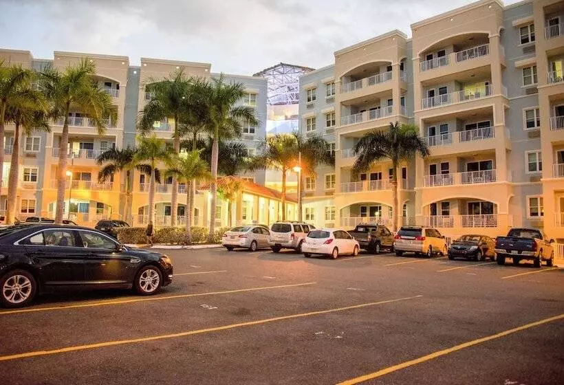 هتل Aquarius Vacation Club At Boqueron Beach Resort